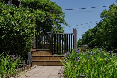 71 Vinton Ave, Cranston, RI 02920 - photo 7