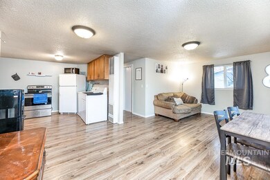 1015 E Sheridan Ave, Nampa, ID 83686 - photo 7