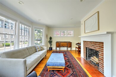 25 Kingston Ave, Providence, RI 02906 - photo 6