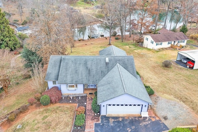 110 Club House Dr, Moneta, VA 24121 - photo 4