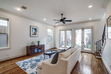 1702 Michigan St, Houston, TX 77006 - photo 4