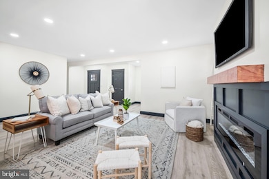 5809 Clover Rd, Baltimore, MD 21215 - photo 7