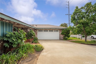 562 E Allen Ave, San Dimas, CA 91773 - photo 2