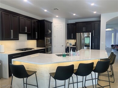 12640 Biscayne Ct, Naples, FL 34105 - photo 4