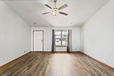 1404 Reavis Crossing, Claremore, OK 74019 - photo 5