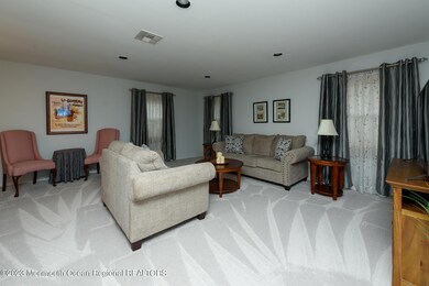 10 Ivanhoe Ln, Matawan, NJ 07747 - photo 6