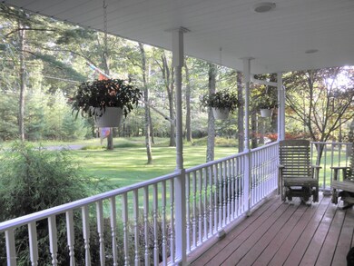 281 Warner Dr, Saylorsburg, PA 18353 - photo 6