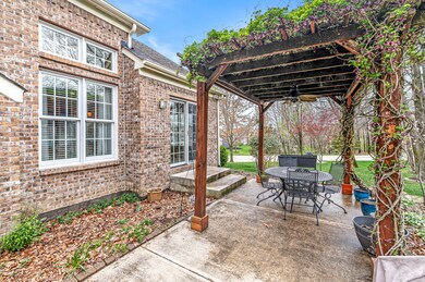 5775 Treeline Dr, Columbus, IN 47201 - photo 7