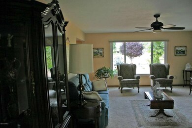 9814 W Lindgren Ave, Sun City, AZ 85373 - photo 4