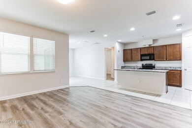 2965 Alpin Dr, Jacksonville, FL 32218 - photo 5