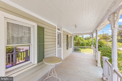 2440 Hallowing Point Rd, Prince Frederick, MD 20678 - photo 3