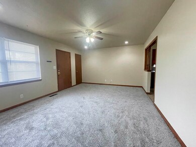 1205 N 14th St, Enid, OK 73701 - photo 4