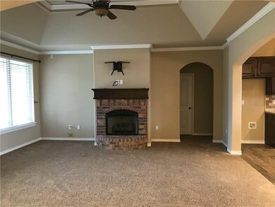 306 Hillside Dr, Harrah, OK 73045 - photo 5