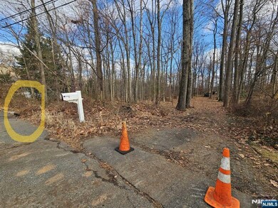 34 Starlight Dr, Morristown, NJ 07960 - photo 2