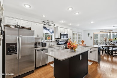 10-web-or-mls-51Underwood_Ln (9)