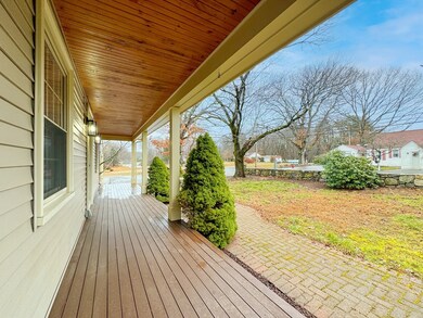 878 S Main St, Bellingham, MA 02019 - photo 6