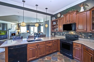 12833 W Quail Track Dr, Peoria, AZ 85383 - photo 7