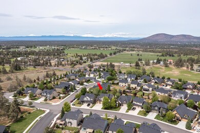 2895 SW 49th St, Redmond, OR 97756 - photo 2