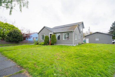 3163 Hemlock St, Longview, WA 98632 - photo 3