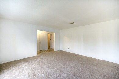 10823 Radford Ln, Houston, TX 77099 - photo 5