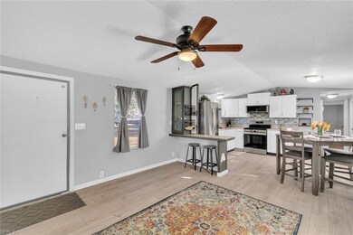 3254 Woodstock Rd, Gloucester, VA 23061 - photo 6