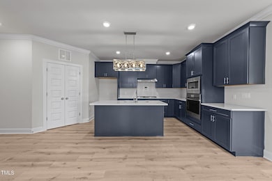 1600 Gathering Park Cir unit 201, Cary, NC 27519 - photo 3