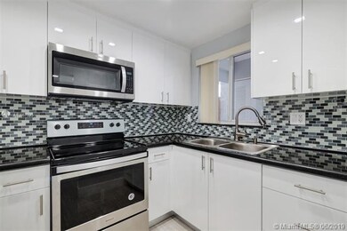 4345 W 10th Ln unit 47, Hialeah, FL 33012 - photo 4