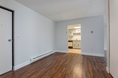 757 Main St_#51_016