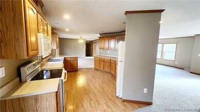Roomy kitchen with plenty of cabinets