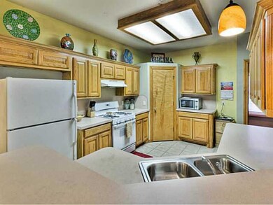 Kitchen. Open kitchen with pantry. The cook in to 