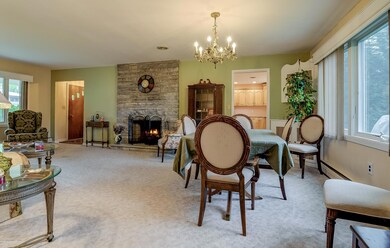 005_Dining & Living Room