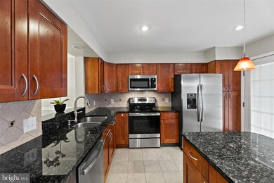 7063 Gresham Ct W, Frederick, MD 21703 - photo 4