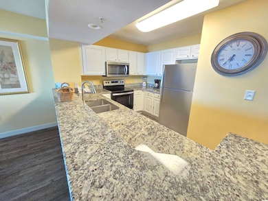 Kitchen with stainless steel appliances, kitchen p