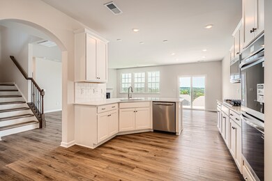 4246 Skyboat Circle   Print Quality   003   06 Kitchen