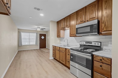 2801 Skyline Dr unit A, Fort Worth, TX 76114 - photo 6