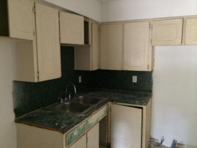 127 W Cherokee Ave, Pharr, TX 78577 - photo 5