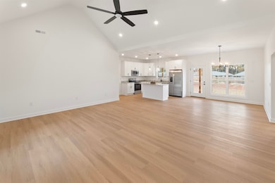 102 King St, Muscle Shoals, AL 35661 - photo 3