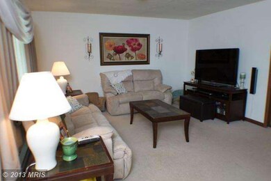 120 Golden Pond Cir, Stephens City, VA 22655 - photo 2