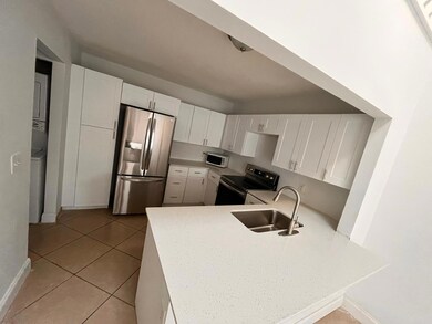 4132 Palm Bay Cir unit B, West Palm Beach, FL 33406 - photo 3