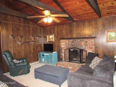 102 Surrey Ln, Lords Valley, PA 18428 - photo 3