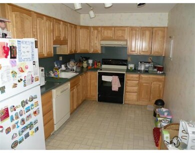 Hammond Park Condominiums unit 402, Chestnut Hill, MA 02467 - photo 5