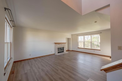 2000 Cloverview Ct, Waukesha, WI 53186 - photo 2