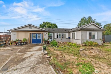 157 Chickadee Dr, Kelso, WA 98626 - photo 2