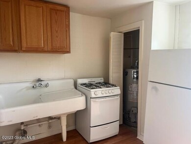 169 Quail St unit 2nd Floor, Albany, NY 12203 - photo 3