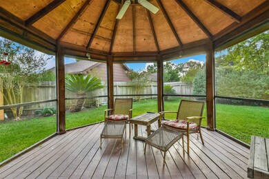 7811 Sapphire Valley Rd, Houston, TX 77095 - photo 5