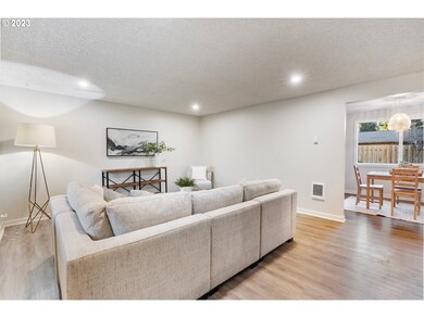 5150 SW 191st Ct, Beaverton, OR 97007 - photo 3