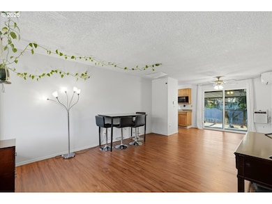 6155 SW Shannon Ct, Beaverton, OR 97008 - photo 5