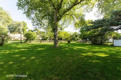 3505 Sigwalt St, Rolling Meadows, IL 60008 - photo 4