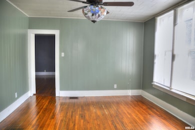 521 S Johnson St, Macomb, IL 61455 - photo 6