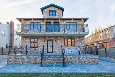 40-41 202nd St, Bayside, NY 11361 - photo 3